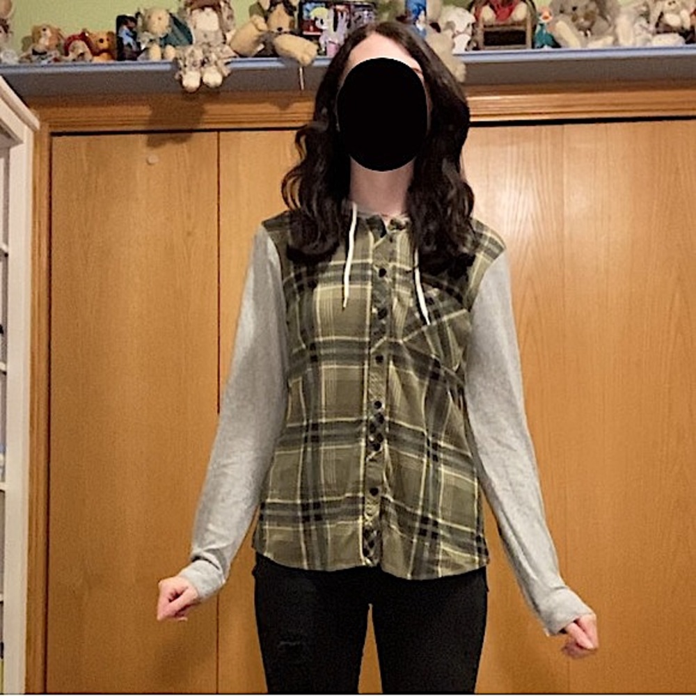 Rue21 Green and Gray Flannel Button-up Hoodie